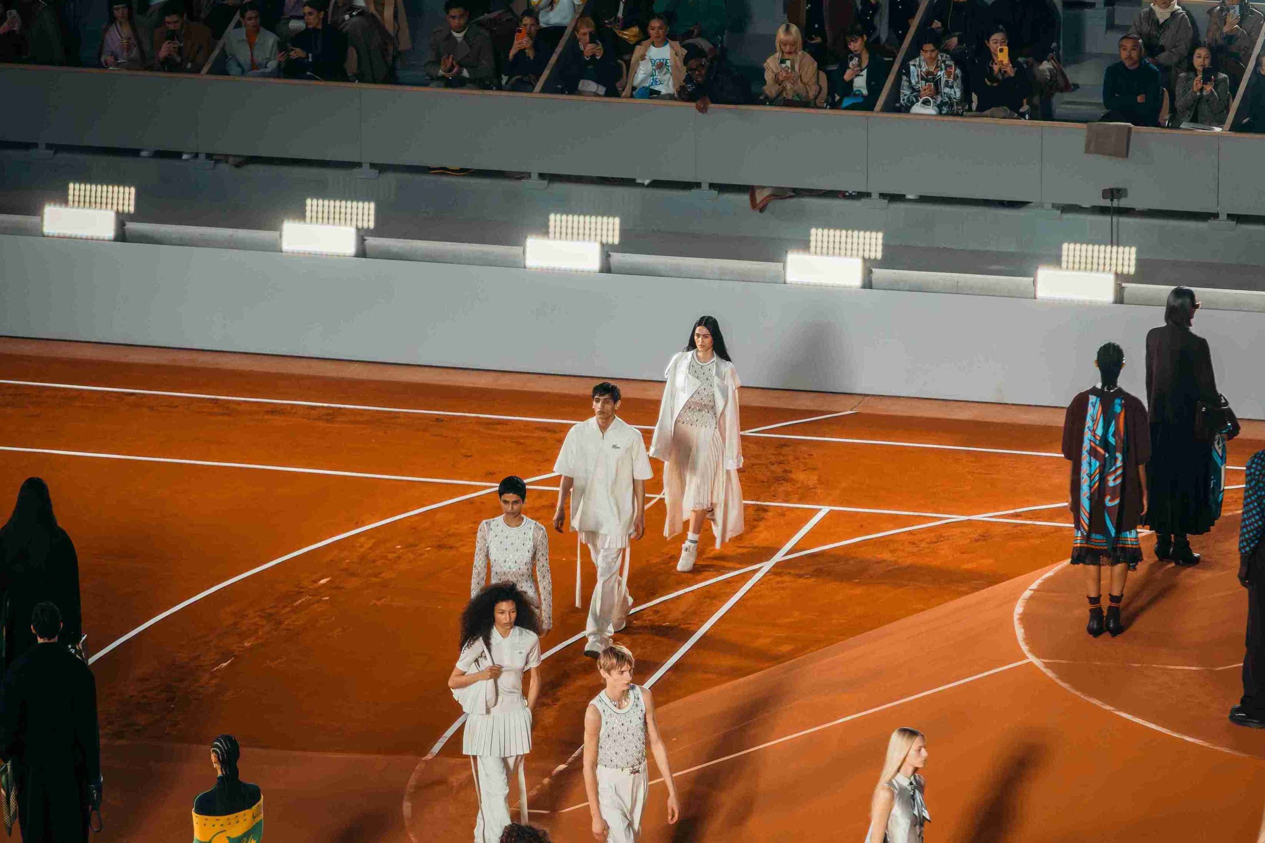 lacoste (10) 1 11zon